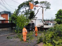 Prefeitura de Sarandi mobiliza equipes para atender ocorrências após temporal